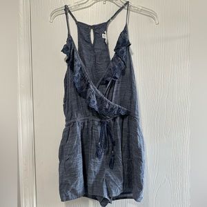 American eagle denim color lightweight romper size small - great condition